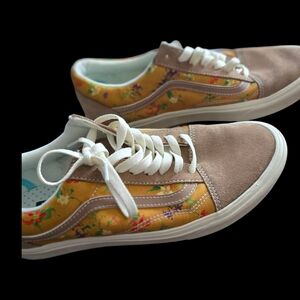 VANS COMFYCUSH OLD SKOOL FATAL FLORAL MENS SIZE 10 Unisex